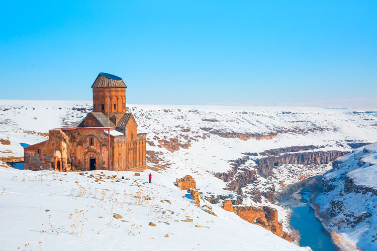 Jolly Sizleri Masalsı Bir Yolculuğa  Doğu Ekspresi ile Kars & Erzurum  Turlarına Davet Ediyor 